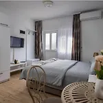 Lägenhet Kaan Podgorica