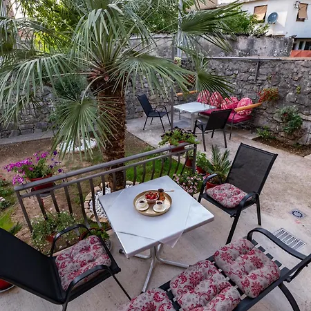 Kaan Apartment